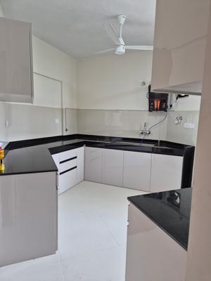 Kitchen Image of 1600 Sq.ft 3 BHK Apartment / Flat for rent in Powai Mumbai for Rs. 170000