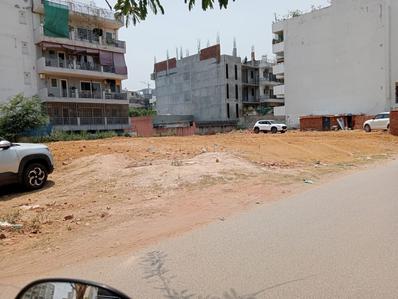 Image of 100 Sq.ft Residential Plot / Land for sale in Sector 52, Gurgaon for Rs. 32500000