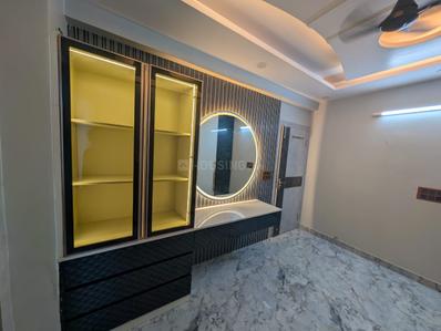 Bedroom Image of 939 Sq.ft 3 BHK Apartment / Flat for sale in Global Tower, Ashok Vihar Phase 3 Extension Gurgaon for Rs. 5500000