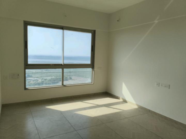 Gurukrupa Marina Enclave Main Image 1