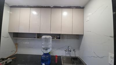 Kitchen Image of 400 Sq.ft 1 BHK Apartment / Flat for rent in Pitampura New Delhi for Rs. 19900