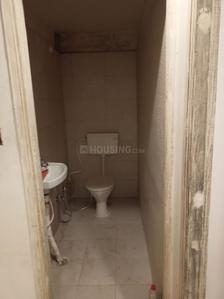 Bathroom Image of 1150 Sq.ft 2 BHK Apartment / Flat for sale in Gomti Nagar Lucknow for Rs. 3500000