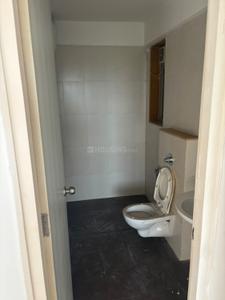 Bathroom Image of 909 Sq.ft 2 BHK Apartment / Flat for sale in Lodha Casa Rio, Palava Phase 1 Thane for Rs. 5200000