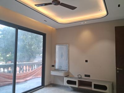 Bedroom Image of 1650 Sq.ft 3 BHK Builder Floor for sale in Paschim Vihar New Delhi for Rs. 36500000