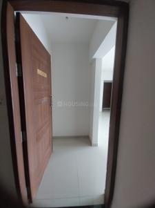 Balcony Image of 933 Sq.ft 3 BHK Apartment / Flat for rent in 24 Sunshine Towers, Spine Road Pune for Rs. 26500