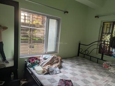 Bedroom Image of 800 Sq.ft 2 BHK Apartment / Flat for rent in Dum Dum Cantonment Kolkata for Rs. 18000
