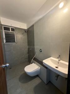 Bathroom Image of 1100 Sq.ft 2 BHK Apartment / Flat for rent in Khush Vista, Mohammed Wadi Pune for Rs. 23000