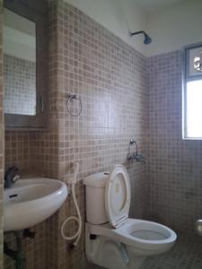 Common Bathroom Image of 1592 Sq.ft 3 BHK Apartment / Flat for sale in Paras Tierea, Sector 137 Noida for Rs. 13500000