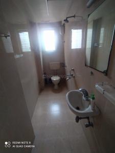 Bathroom Image of 600 Sq.ft 1 BHK Apartment / Flat for sale in Colaba Mumbai for Rs. 25000000