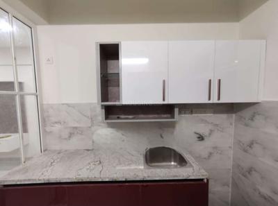 DLF Commanders Court Kitchen 4