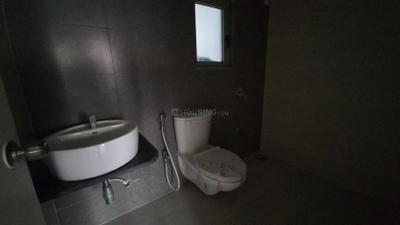 Image of 1080 Sq.ft 2 BHK Apartment / Flat for rent in Adani The Meadows, Shantigram, Ahmedabad for Rs. 26500
