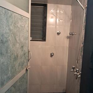 Bathroom Image of 700 Sq.ft 2 BHK Apartment / Flat for rent in Sahjivan Society, Ghatkopar West Mumbai for Rs. 40000