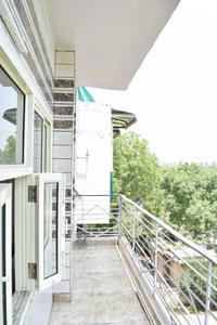 Balcony Image of 800 Sq.ft 2 BHK Apartment / Flat for sale in Arunodaya apartment, Vikaspuri New Delhi for Rs. 10500000
