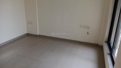 Bedroom Image of 1100 Sq.ft 2 BHK Apartment / Flat for rent in Kalpataru Splendour, Wakad Pune for Rs. 35000
