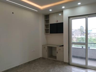 Bedroom Image of 1500 Sq.ft 3 BHK Builder Floor for sale in Mukherjee Nagar New Delhi for Rs. 25000000