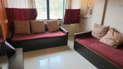 Living Room Image of 600 Sq.ft 1 BHK Independent House for rent in Bandal Complex, Kothrud Pune for Rs. 25000