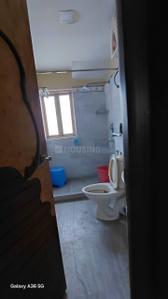 Bathroom Image of 4500 Sq.ft 6 BHK Apartment / Flat for sale in Kalighat Kolkata for Rs. 100000000