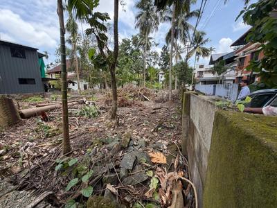 Image of 5226 Sq.ft Residential Plot / Land for sale in Maradu, Kochi for Rs. 18000000
