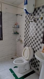Bathroom Image of 1250 Sq.ft 2.5 BHK Apartment / Flat for sale in Alpine AIG Park Avenue, Noida Extension Greater Noida for Rs. 10000000