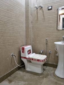 Common Bathroom Image of 800 Sq.ft 3 BHK Apartment / Flat for sale in Dwarka Mor New Delhi for Rs. 5000000