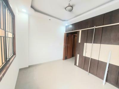 Bedroom Image of 3000 Sq.ft 2.5 BHK Builder Floor for rent in Akota Vadodara for Rs. 35000