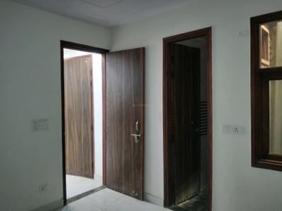 Bedroom Image of 900 Sq.ft 3 BHK Builder Floor for sale in New Ashok Nagar New Delhi for Rs. 6000000