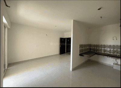 Image of 833 Sq.ft 3 BHK Apartment / Flat for sale in Signature Global Golf Green, Sector 79, Gurgaon for Rs. 7300000