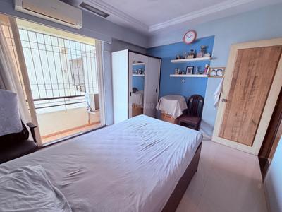 Bedroom Image of 1300 Sq.ft 3 BHK Apartment / Flat for sale in Borivali West Mumbai for Rs. 30000000