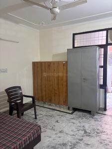 Hall Image of 630 Sq.ft 1 BHK Independent House for rent in DLF Phase 3 Gurgaon for Rs. 23000