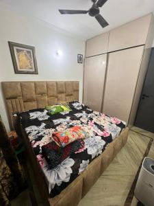 Bedroom Image of 1000 Sq.ft 3 BHK Builder Floor for sale in Ramesh Nagar New Delhi for Rs. 18000000