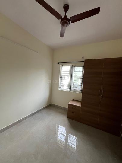 S R Layout, Murugeshpalya Bedroom 1