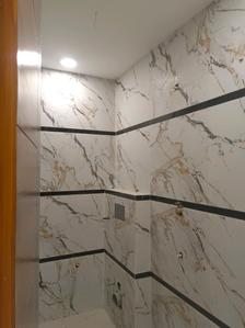 Common Bathroom Image of 600 Sq.ft 2 BHK Builder Floor for sale in Mahavir Enclave New Delhi for Rs. 5500000