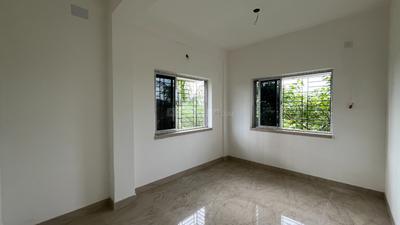Bedroom Image of 675 Sq.ft 1 RK Apartment / Flat for sale in Rajlakshmi Lakeside Empire, Boral Kolkata for Rs. 1900000