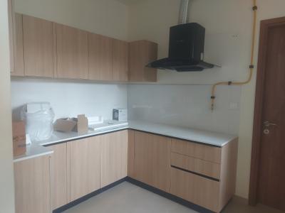 Kitchen Image of 1600 Sq.ft 3 BHK Apartment / Flat for rent in Bhartiya Nikoo Homes 4, Tirumanahalli Bengaluru for Rs. 70000
