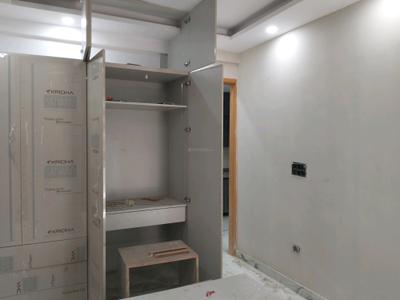 Bedroom Image of 1250 Sq.ft 4 BHK Apartment / Flat for sale in Sector 4 Rohini New Delhi for Rs. 6000000