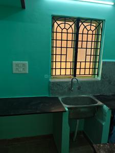 Kitchen Image of 710 Sq.ft 2 BHK Apartment / Flat for rent in Green Thriuvika Nagar, Perambur Chennai for Rs. 16000