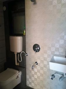 Common Bathroom Image of 602 Sq.ft 1 BHK Apartment / Flat for sale in Balaji Saras Residency Phase 2, Thakurli Thane for Rs. 3920000