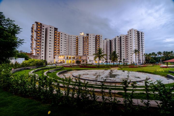 Century Breeze Main Image 1