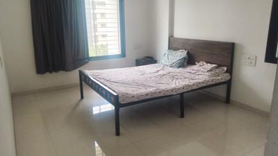 Bedroom Image of 1300 Sq.ft 3 BHK Apartment / Flat for rent in Krishna Lotus Court, Kharadi Pune for Rs. 45000