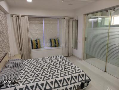 Bedroom Image of 3080 Sq.ft 4 BHK Apartment / Flat for sale in Satellite Ahmedabad for Rs. 35100000