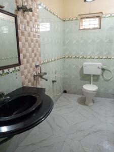 Bathroom Image of 1150 Sq.ft 2 BHK Independent House for rent in Garia, Sonarpur Kolkata for Rs. 16000