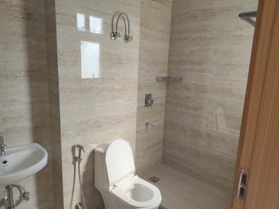 Bathroom Image of 1500 Sq.ft 1 BHK Builder Floor for rent in Sector 38 Gurgaon for Rs. 38000