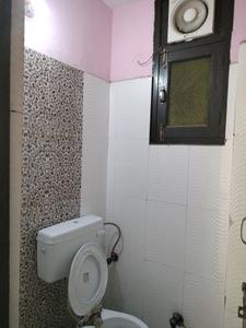 Common Bathroom One Image of 450 Sq.ft 1 BHK Builder Floor for rent in Sector 19 Dwarka New Delhi for Rs. 16000