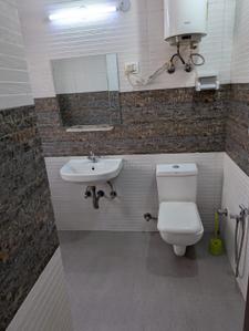 Image of 1600 Sq.ft 3 BHK Apartment / Flat for rent in Sector 9 Dwarka, New Delhi for Rs. 55000