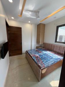 Bedroom Image of 700 Sq.ft 2 BHK Builder Floor for rent in Rajouri Garden New Delhi for Rs. 33000