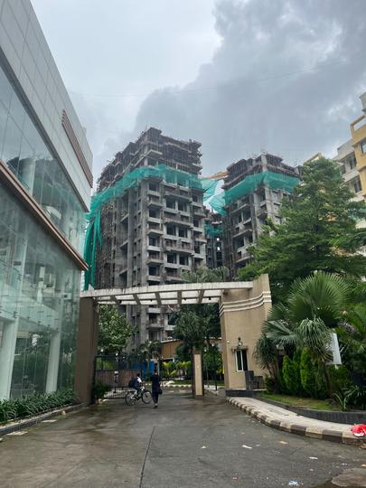 Mohan Willows III Main Image 1