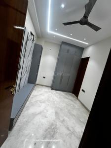 Bedroom Image of 1700 Sq.ft 3 BHK Builder Floor for sale in Janakpuri New Delhi for Rs. 43500000