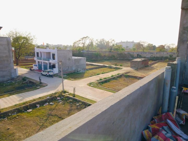 Tiwariganj Main Image 1