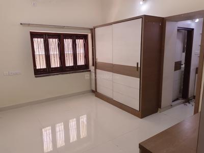 Bedroom Image of 2800 Sq.ft 3 BHK Builder Floor for rent in Banjara Hills Hyderabad for Rs. 70000