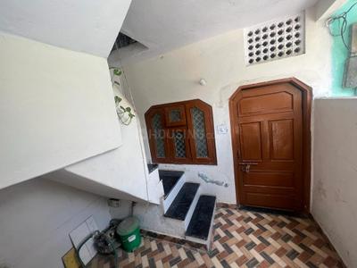 Balcony Image of 550 Sq.ft 1 BHK Independent House for rent in Dwarkapuri Indore for Rs. 7000